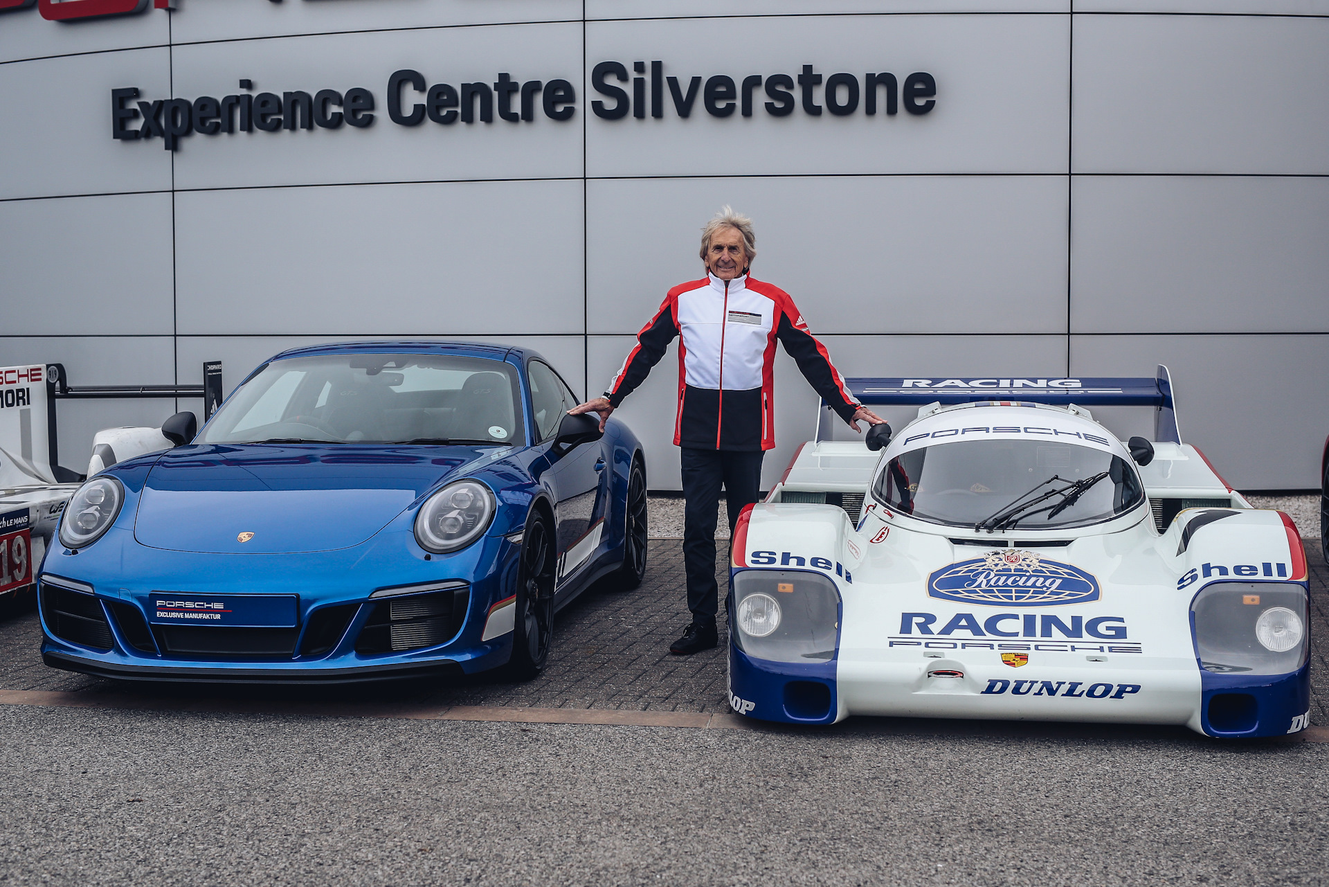 Белл порше. Колонка Порше 911 Лимитед эдишн. Porsche experience Center Silverstone.