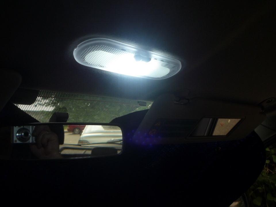 освещение салона — Renault Sandero Stepway (1G), 1,6 л, 2012 года ...