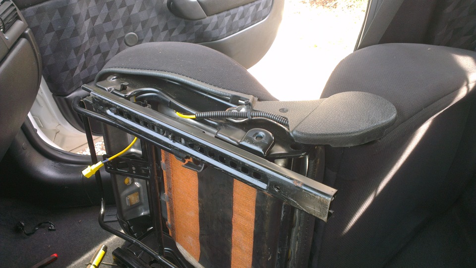 Ремонт и прошивка блоков SRS Airbag