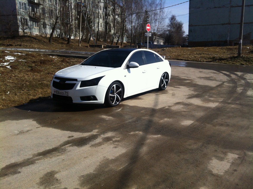 Chevrolet Cruze бункер