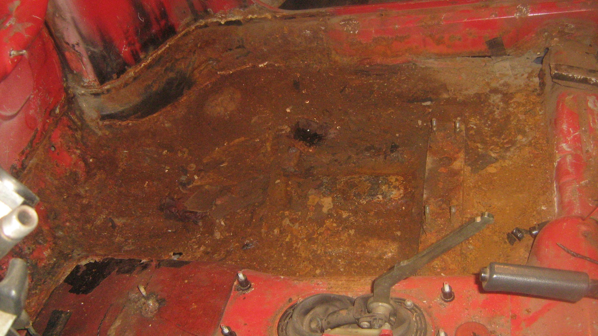 днище пола ваз 2110. ваз 2109 кожух металлический на днище. переварка дна ваз 2110. днище ваз 2115. как поменять днище.