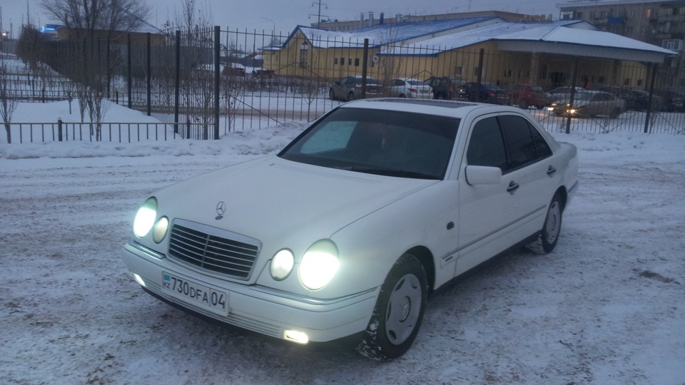 Mercedes-Benz E-Class (W210) 2.3 бензиновый 1996 | на DRIVE2