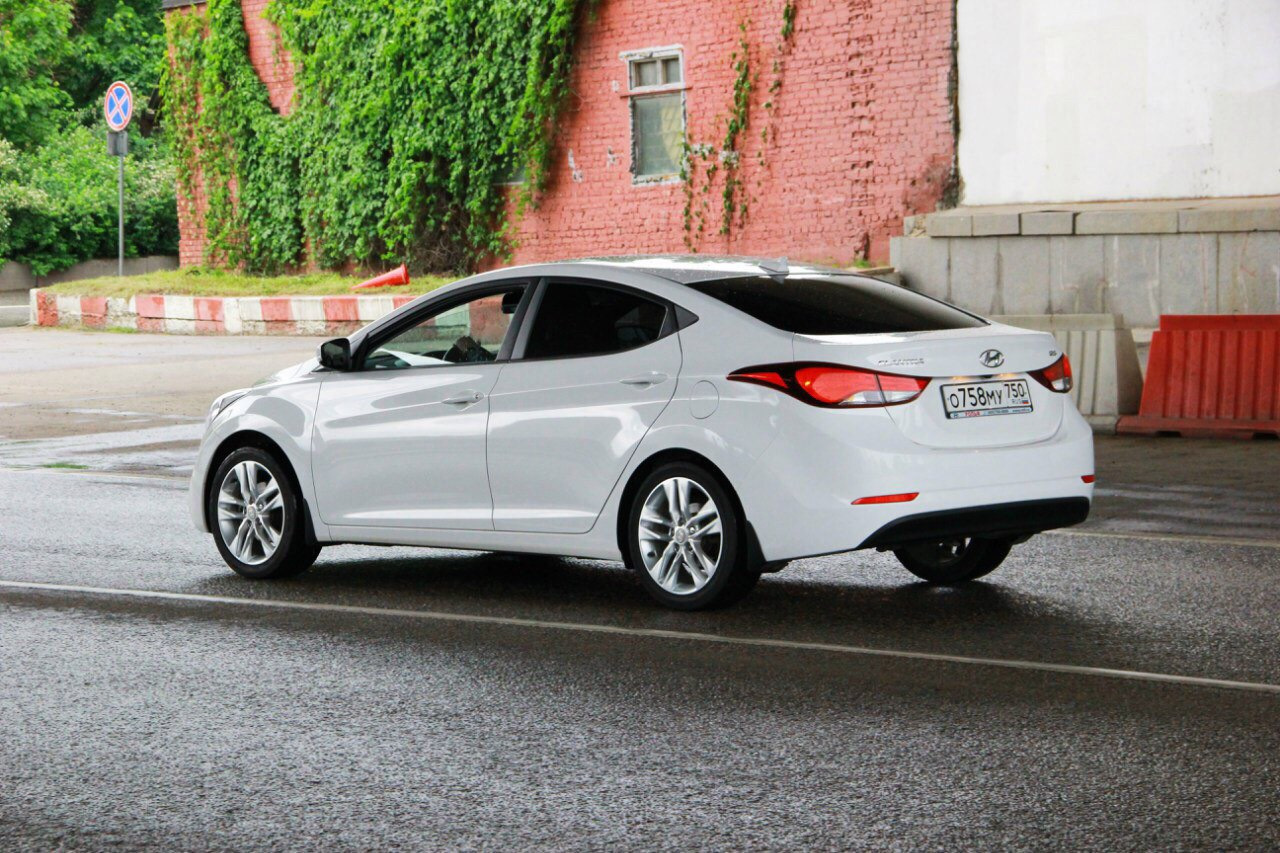 Элантра j1. Elantra se комплектация 2015. Elantra j1.