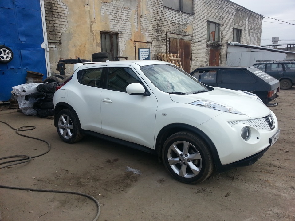 Nissan Juke Гжель