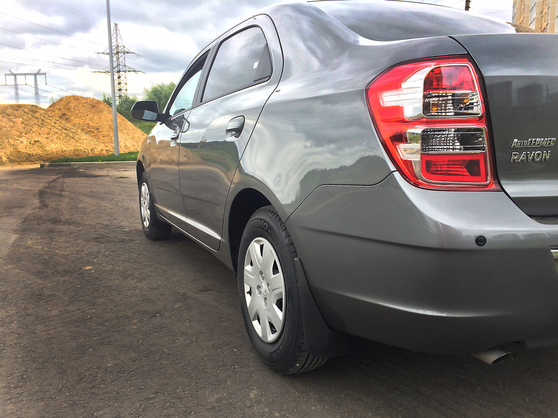 Chevrolet Cobalt Ravon r4 2021