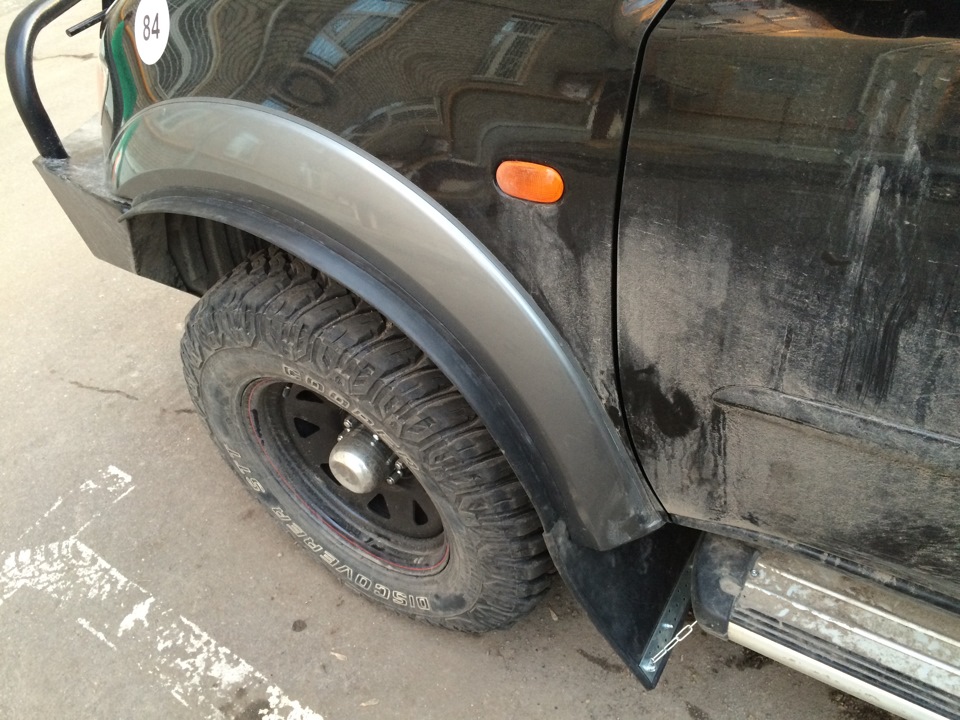 брызговик арки. Vag 4m0854989a расширитель кол сной арки tfsa afl. брызговики на арки. брызговик арки. расширители задних арок golf 6.