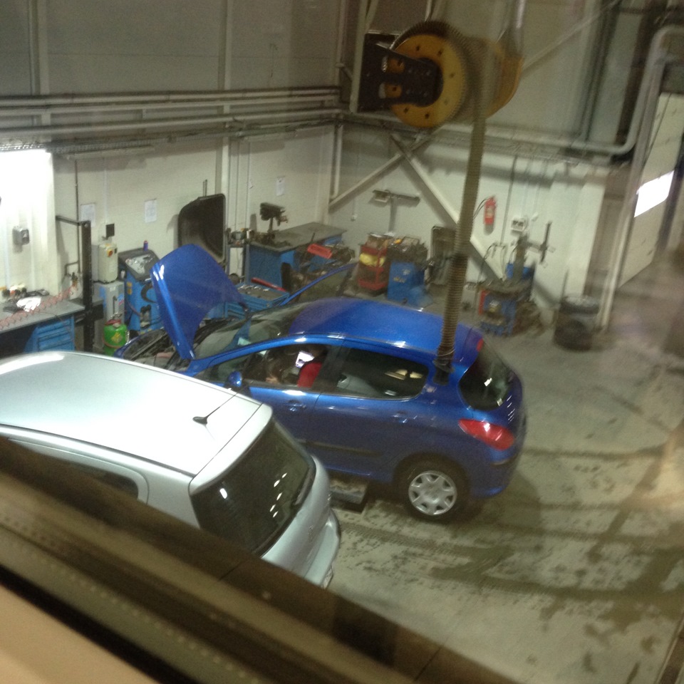 Gearbox faulty — Peugeot 308 (1G), 2009 года поломка DRIVE2