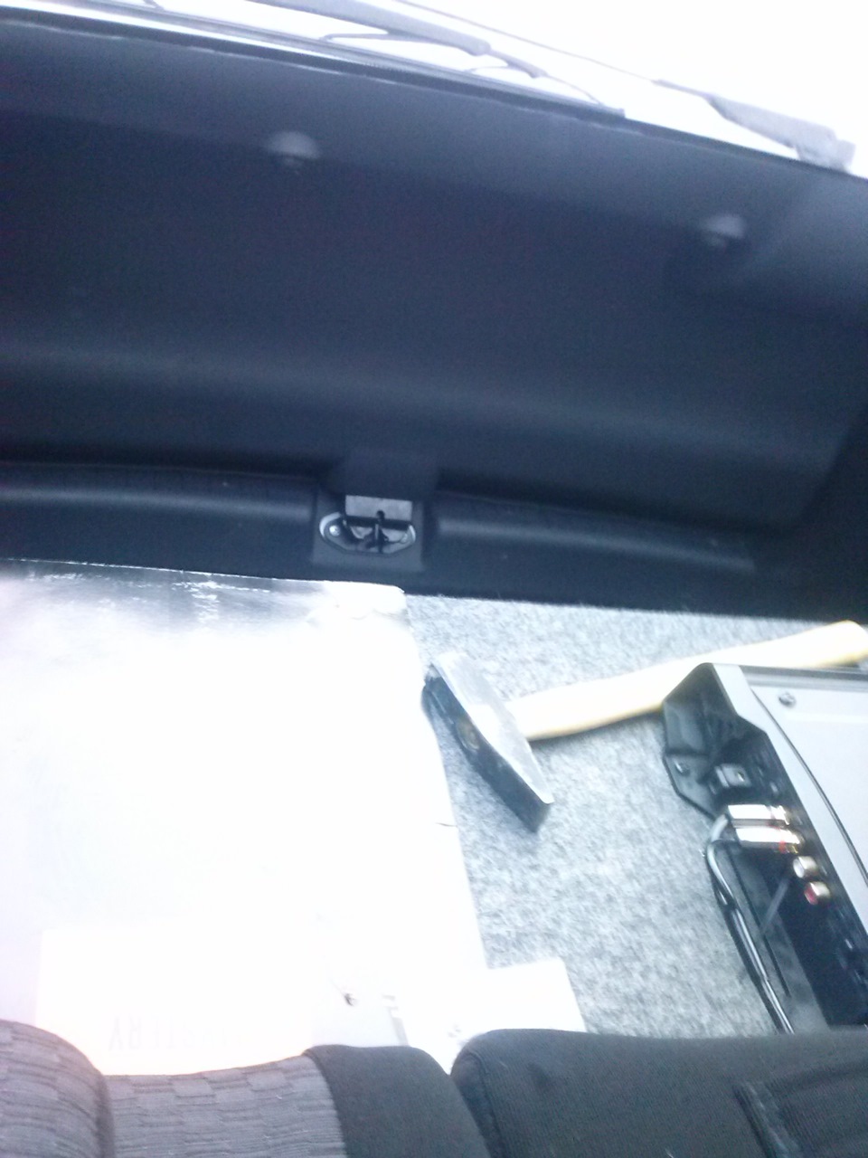 Подключение Сабвуфера или как я разобрал пол салона! — Lada Приора ...