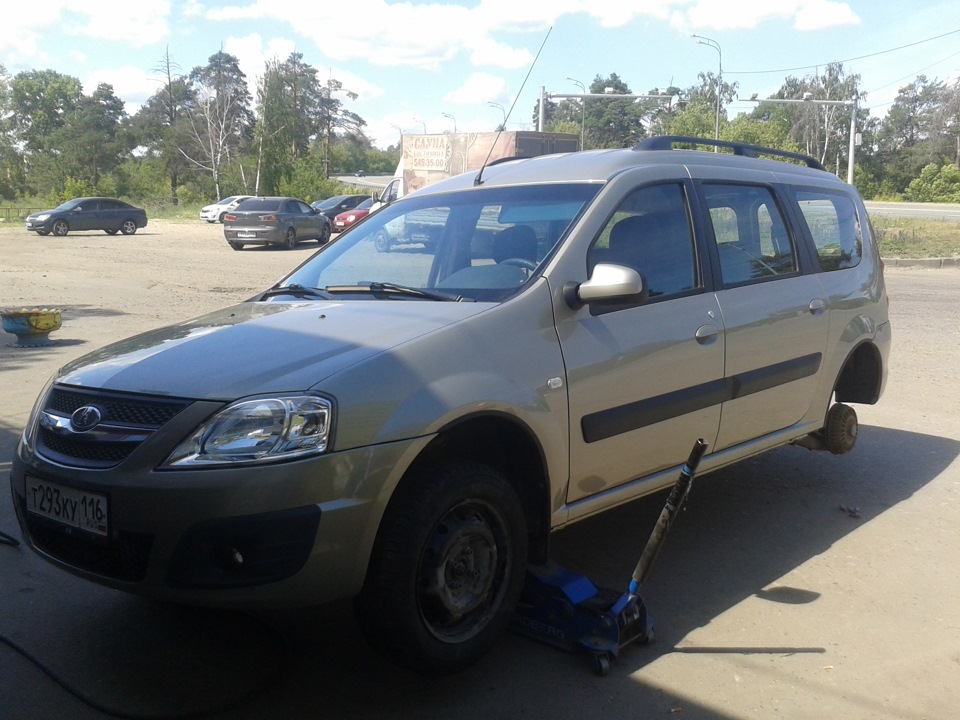Перекидка зимней резины на летнюю в ИЮНЕ )) — Lada Ларгус, 1,6 л, 2013 ...
