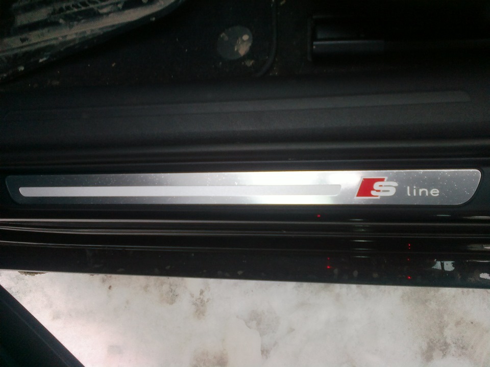 Накладки на порог S-line — Audi A4 (B8), 1,8 л, 2012 года | стайлинг ...