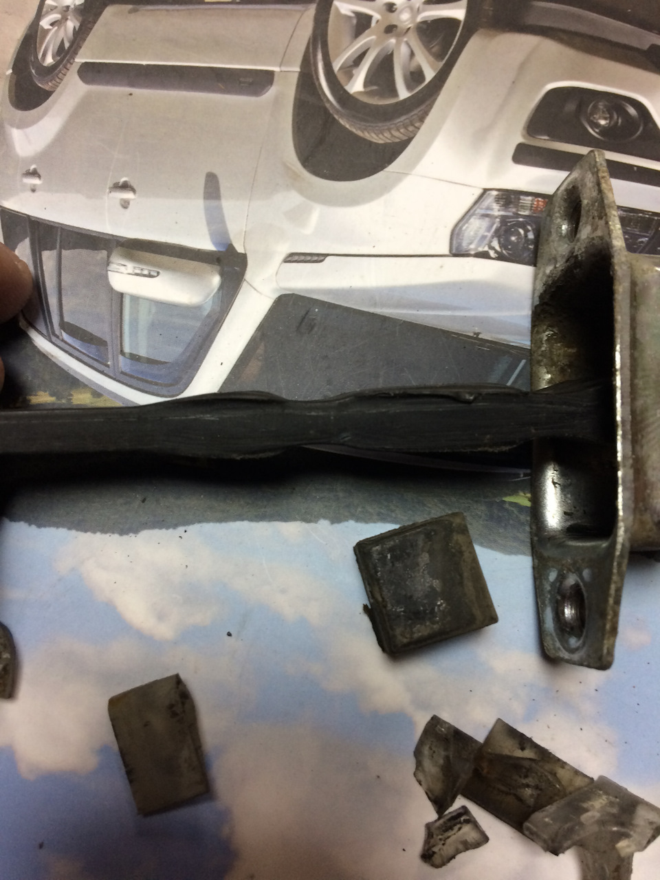 Ремкомплект доводчиков дверей! — DRIVE2