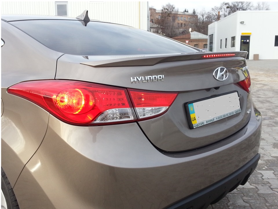 Спойлер Hyundai Elantra 5