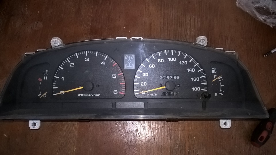 приборная панель тойота сурф 185. тахометр тойота пробокс. сурф тахометр. Surf toyota тахометр. сурф тахометр.