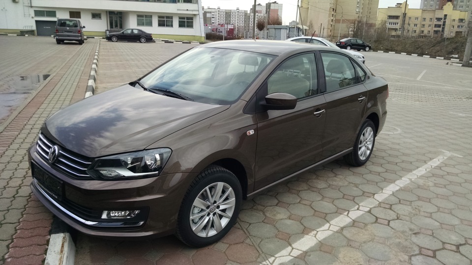 Volkswagen Polo Sedan Drive2