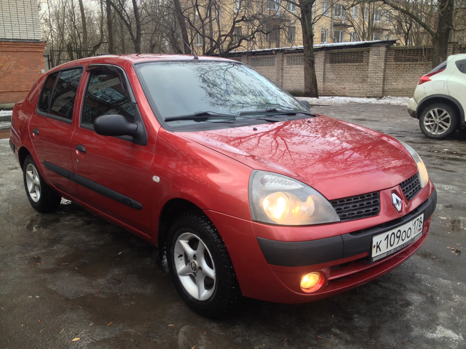 75 л с. Рено Симбол 1.4 2005г. Рено Симбол 1 поколение Рестайлинг. Renault symbol 1 поколение Рестайлинг. Renault symbol, 2006 1 поколение Рестайлинг 1.