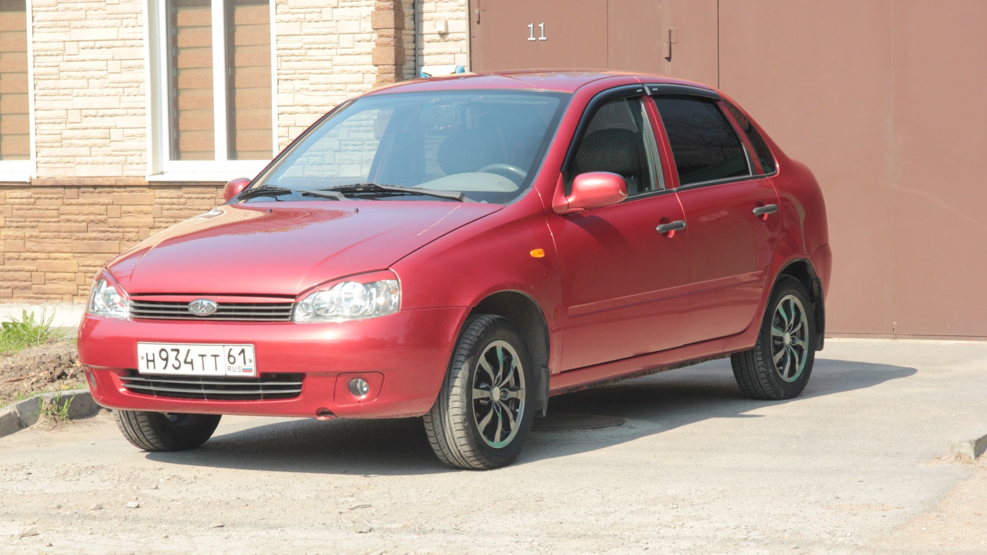 Lada Калина седан 1.6 бензиновый 2005 | лучше чем пешком на DRIVE2