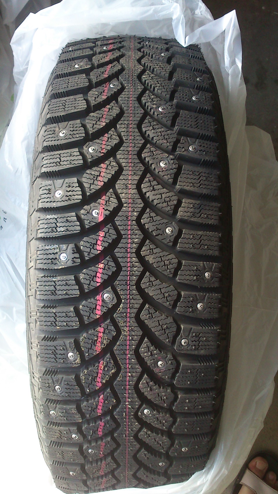 Шина bridgestone blizzak spike. Bridgestone Blizzak Spike-01. Бриджстоун Спайк 01. Bridgestone Spike 01. Бриджстоун близак Спайк 01.