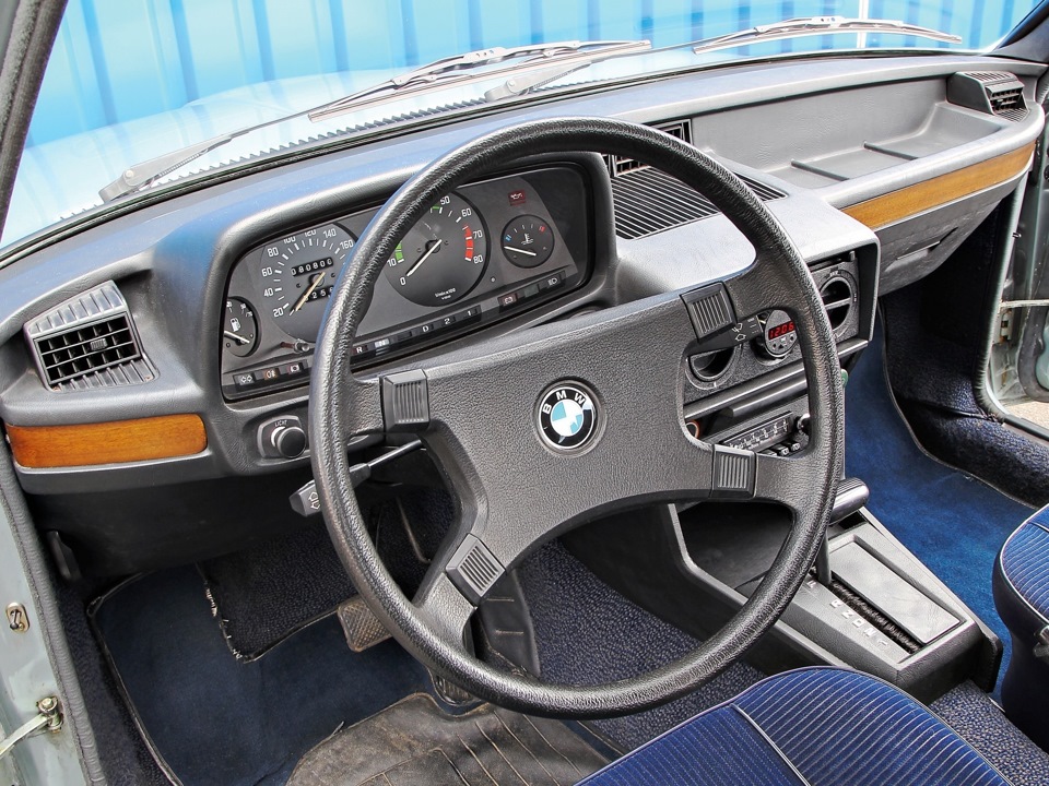 Консоль - BMW 3 series (E21), 1,8 л, 1980 года своими руками DRIVE2