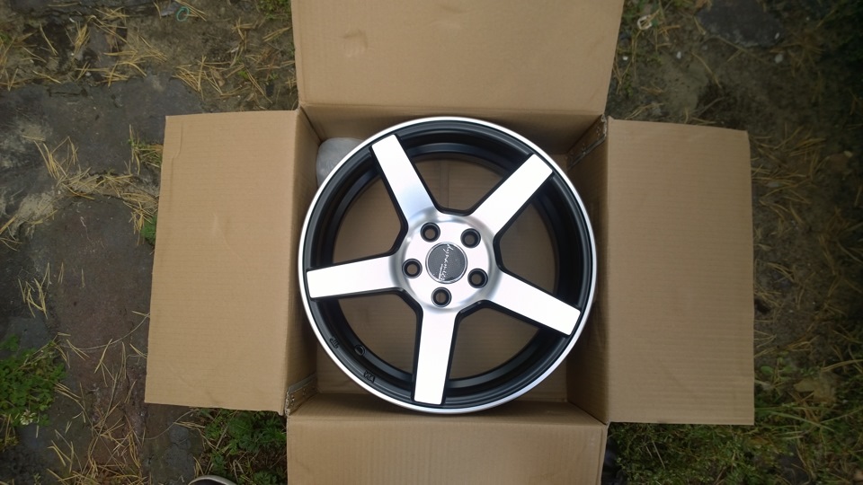 B 4 x 10. PDW C-spec r17 4/100. PDW C-spec r16x7 5x100 et40 CB57.1 M_u4b. PDW 7 r17 5*108 et50 d63.4 c-spec (cv3) m/u4b. Диск PDW C-spec (5068/01)_m/u4b.