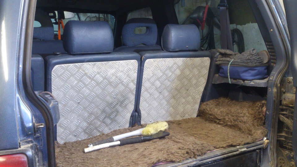 спинки задних сидений — Mitsubishi Pajero (2G), 3 л, 1991 года | тюнинг ...