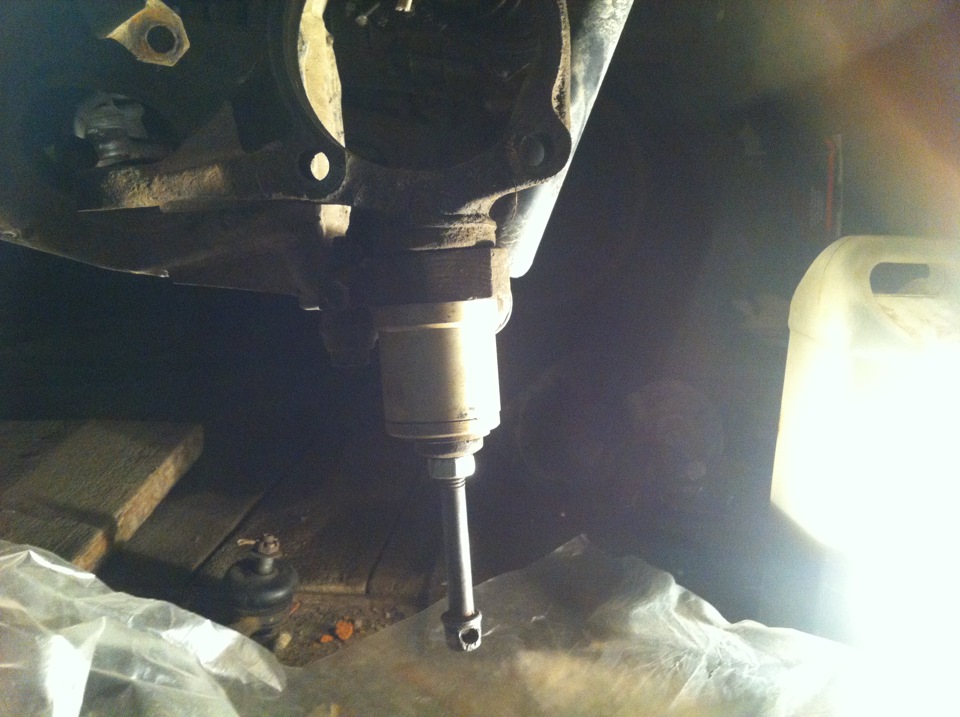 Замена шкворней — ЛуАЗ 969, 1,6 л., 1984 года | тюнинг | DRIVE2