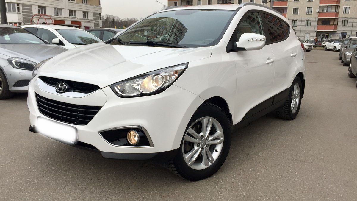 Hyundai ix35 2.0 бензиновый 2011 | белый-белый на DRIVE2