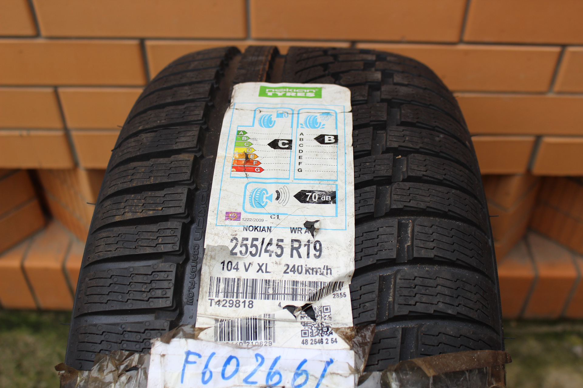 Резина нокиан 18. Nokian WR a4. Nokian Tyres WR 3. 255/45 R19. Nokian Tyres WR a4.