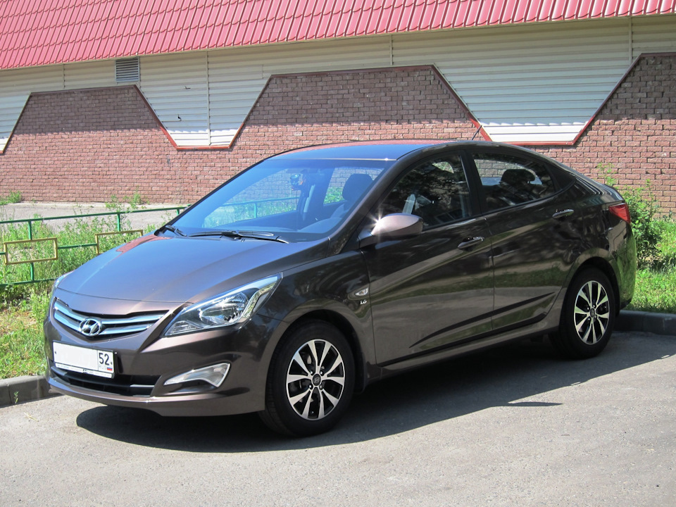 Hyundai solaris 2014 год