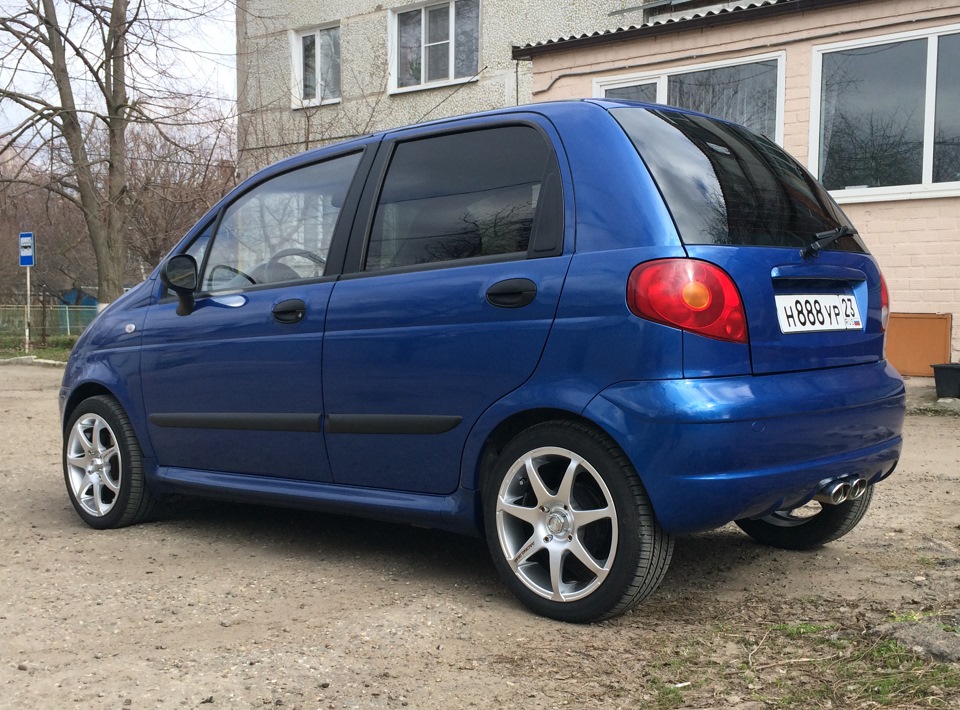 Литые диски на дэу матиз. Матиз r15. Daewoo Matiz на 15 колесах. Дэу Матиз р15. Daewoo Matiz на 16 колесах.