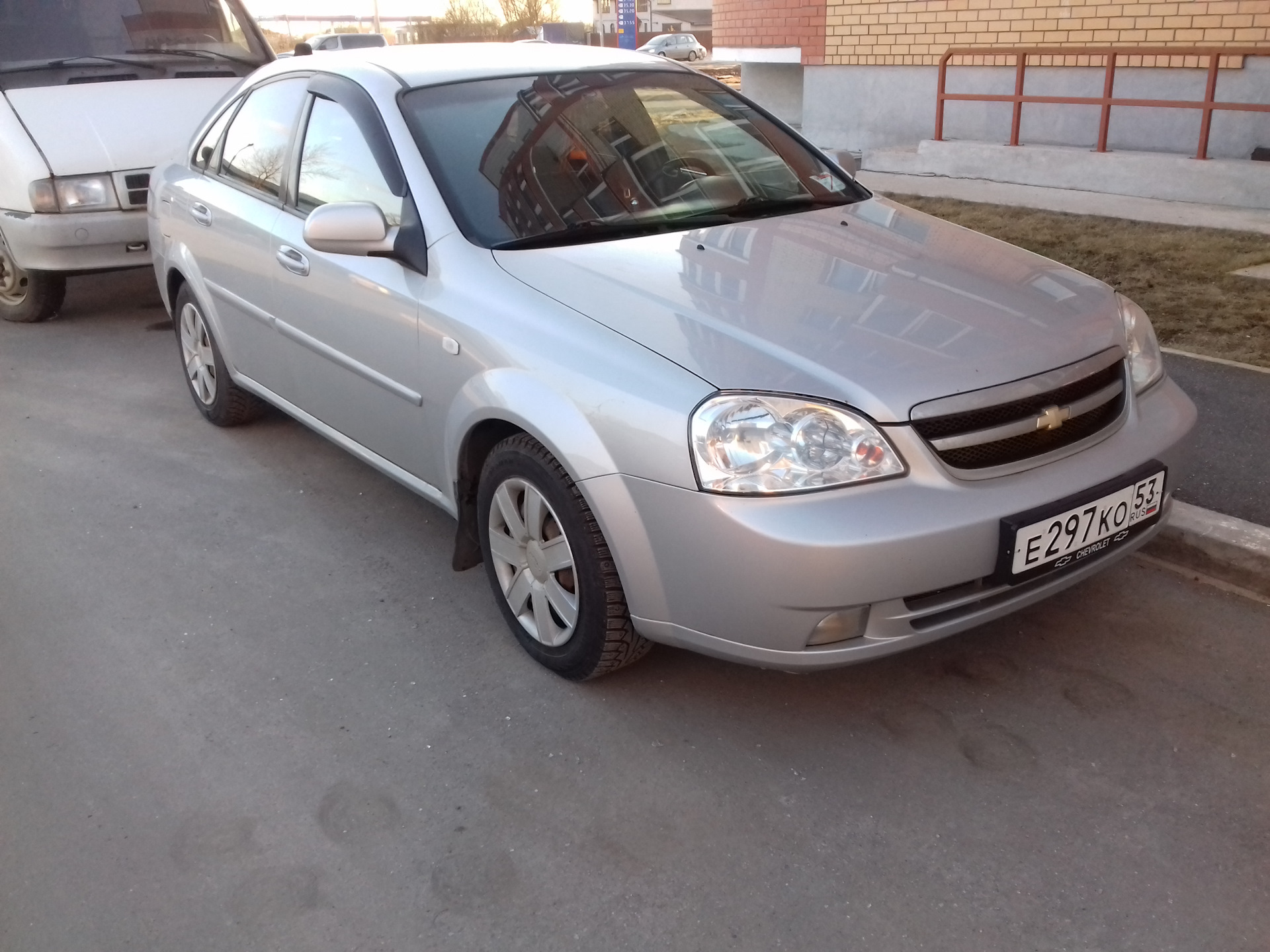 Chevrolet Lacetti 2007 седан золотой