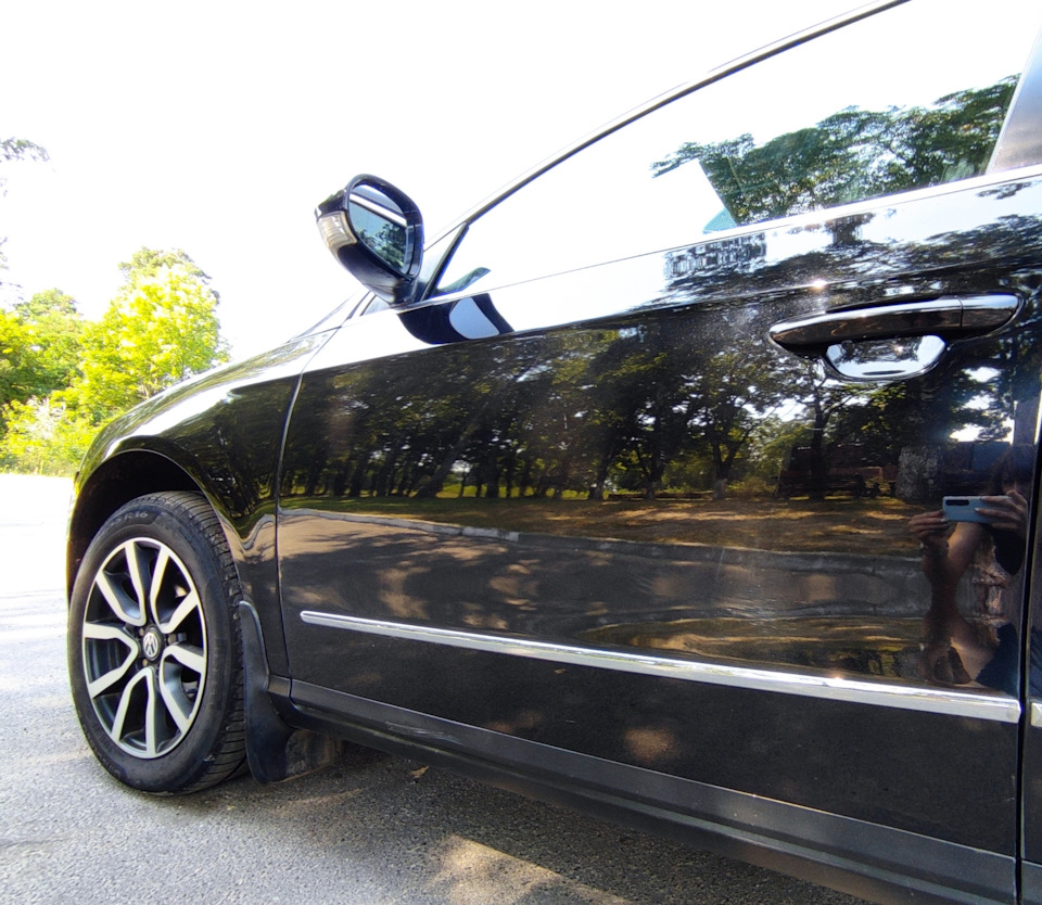 Водительская дверь — Volkswagen Passat B6