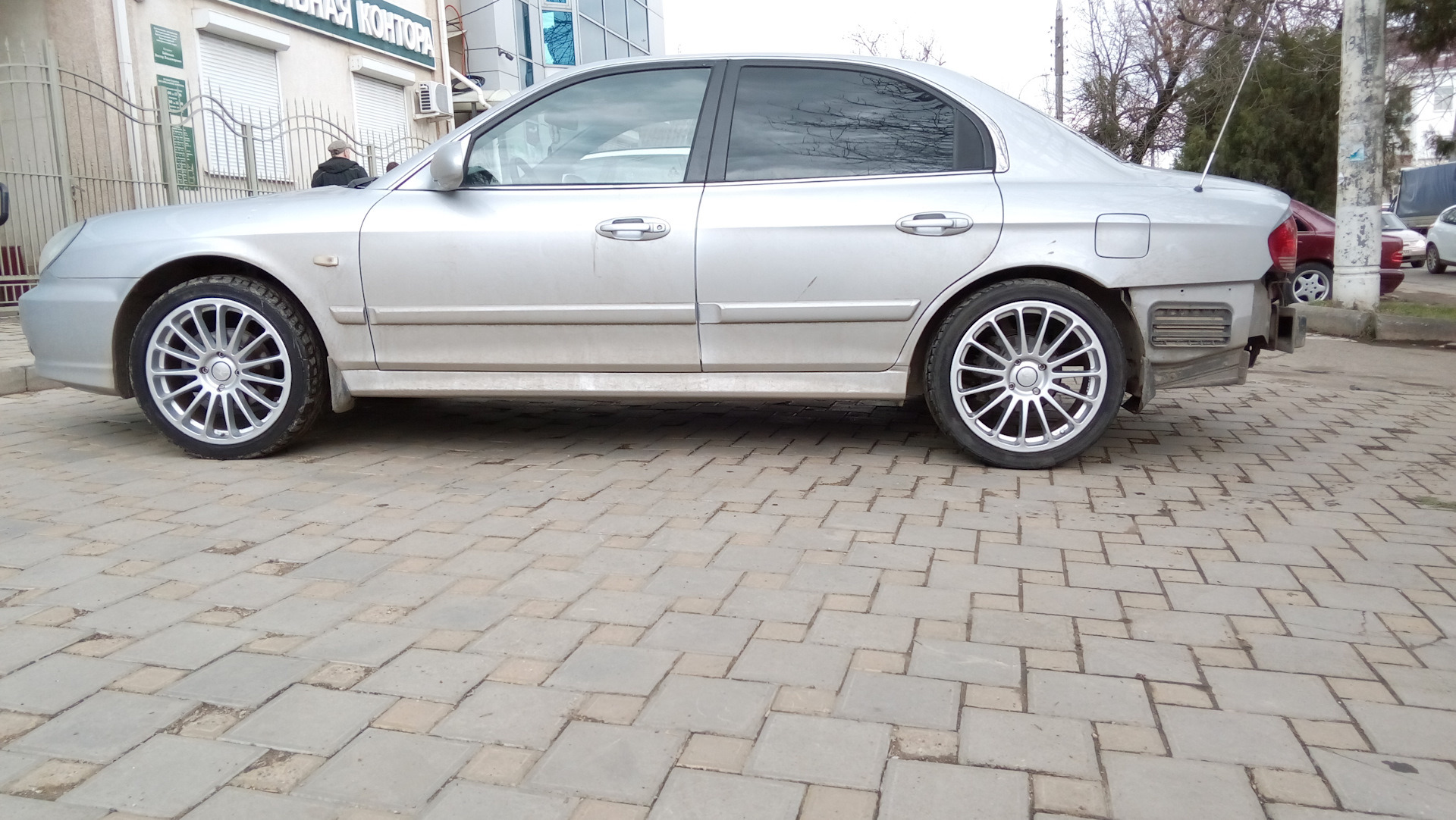 Sonata ef диски. Sonata EF на дисках r17. 225/35 R17 Соната ТАГАЗ. 195/60/15 Соната ТАГАЗ.