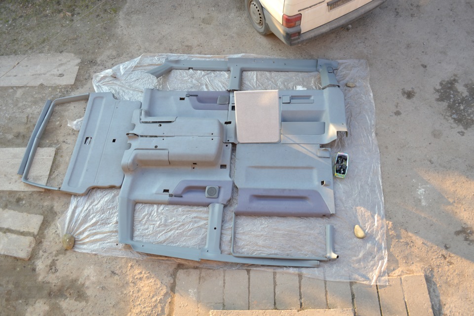 Пластик т 4. Пластик салона т4 мультивен. Передние крылья фольксваген т4. Детали кузова фольксваген транспортер т4. Обшивка салона т4 каравелла.