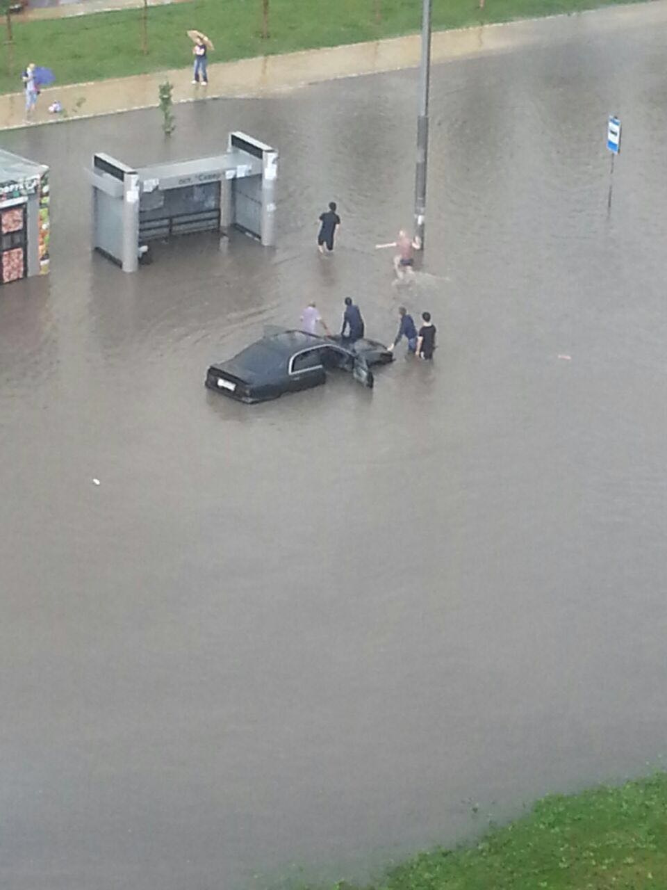 Ливень в новосибирске видео. Новосибирск затопило сегодня.