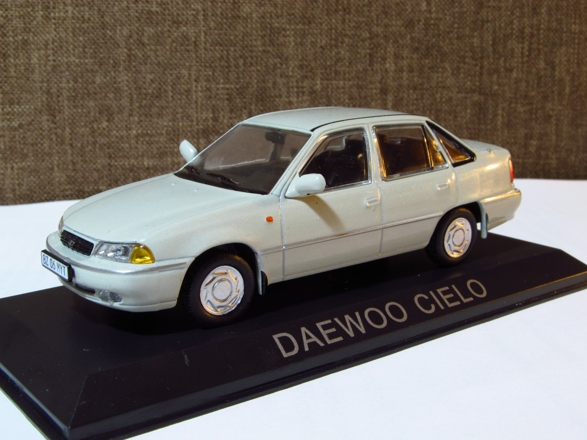 Daewoo nexia модели. Daewoo Nexia 1 43. Дэу Нексия 1:43. Daewoo Nexia модель 1 43. Daewoo Nexia n150 модель 1:43.