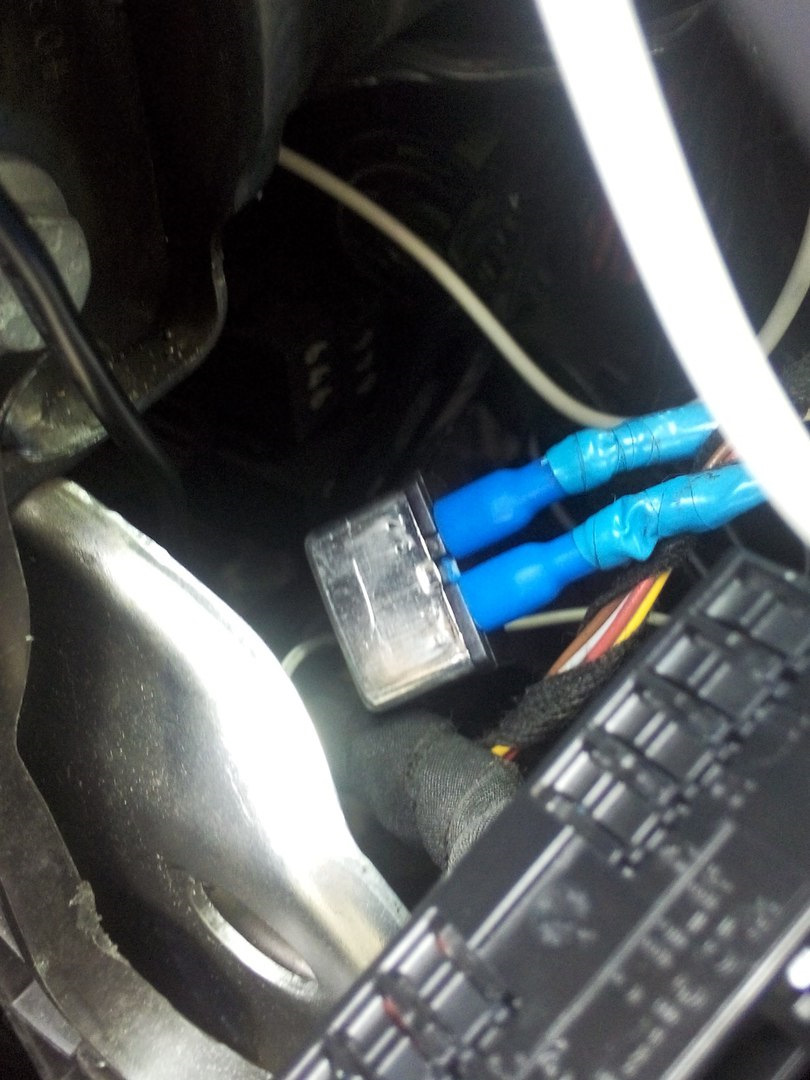 Стеклоподъемники без зажигания — Volkswagen Polo Sedan, 1,6 л, 2013 ...