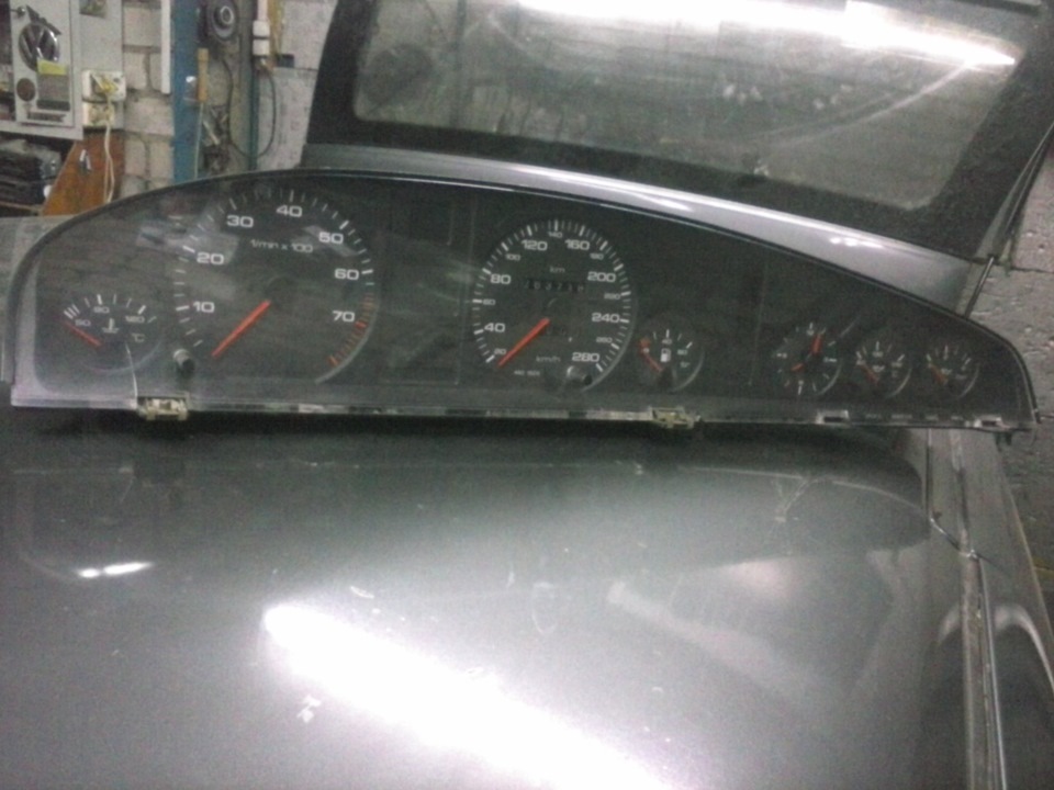 кому надо приборы ауди а6 с4 — Audi 100 (C3), 2 л, 1990 года | запчасти ...