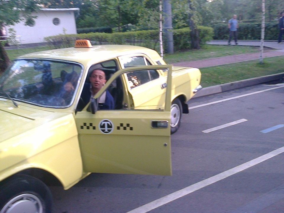 Советский таксист. Советское такси. Номера такси СССР. Такси Сокольники.