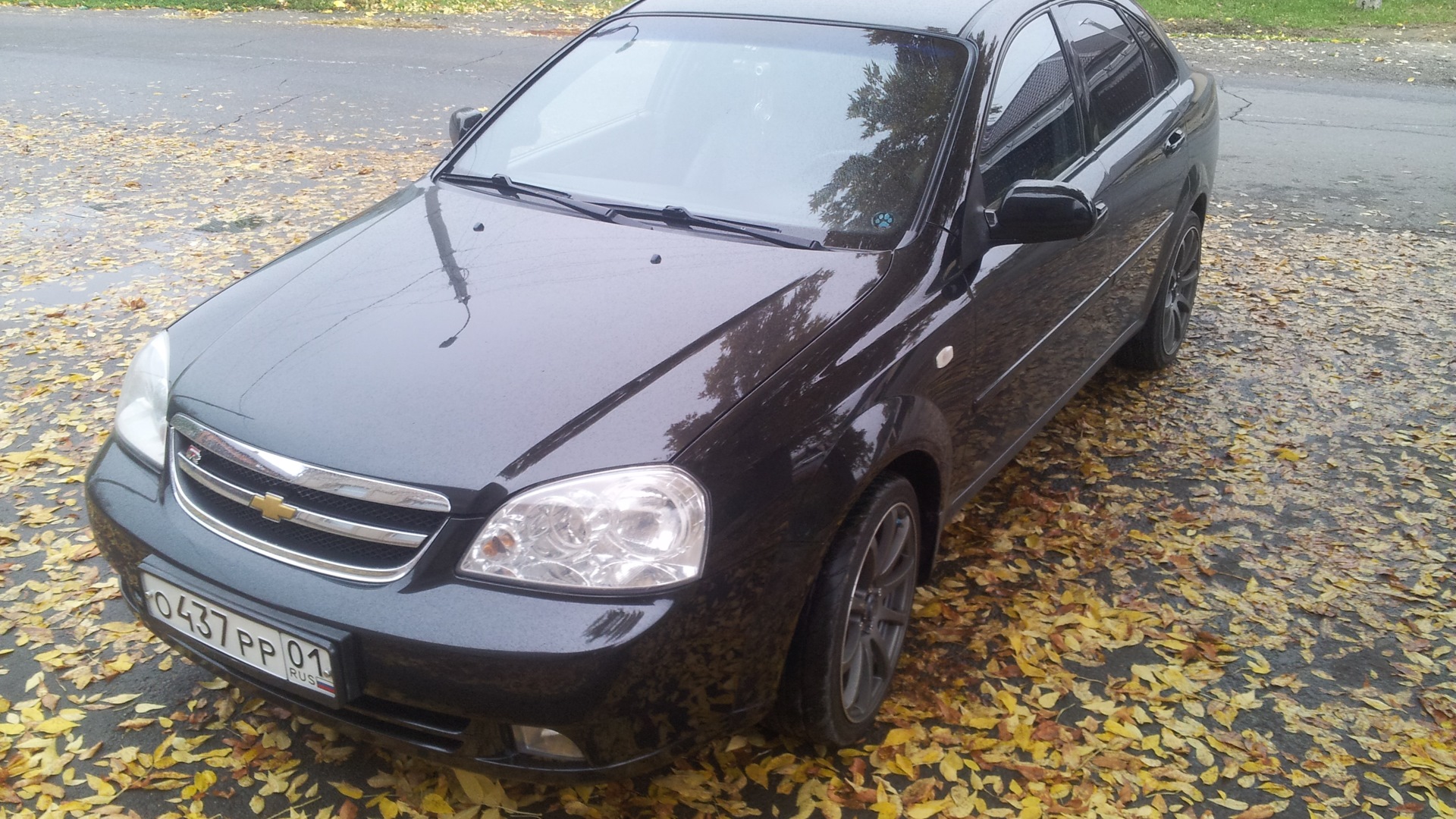 Chevrolet Lacetti Sedan 1.6 бензиновый 2008 | black pearl R17 на DRIVE2