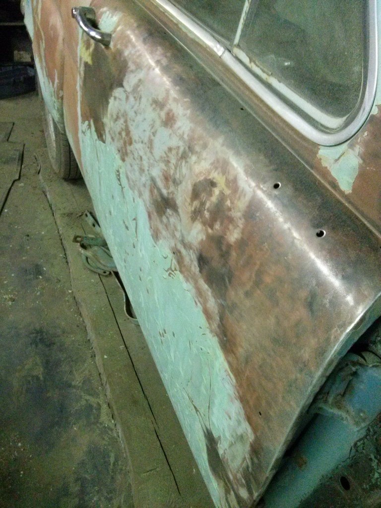 Очистка от старой краски и ржавчины. — Москвич 407, 1,3 л, 1962 года ...