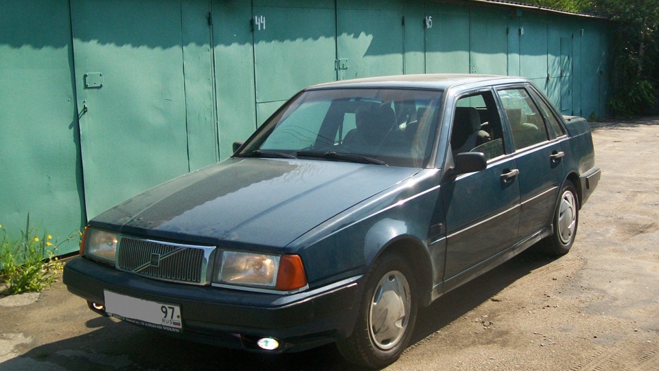 Volvo 95. Вольво 460 седан. Вольво 850 седан голубая. Вольво 850 седан. Вольво 460 gl 1993.