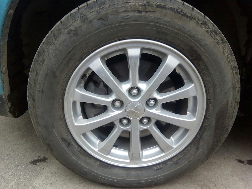 Фото в бортжурнале Mitsubishi ASX. Запчасти на фото: H11004