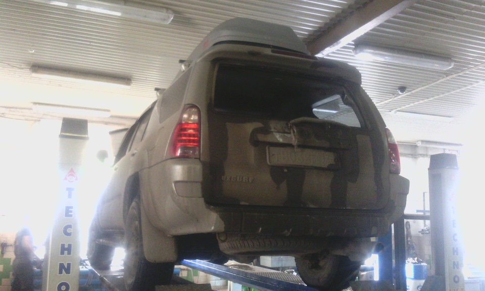 Зима! Крестьянин, торжествуя, На дровнях обновляет путь; Его лошадка ...