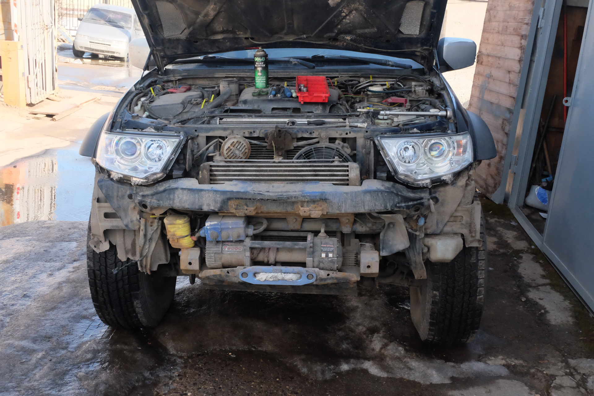 Замена радиатора паджеро спорт 2