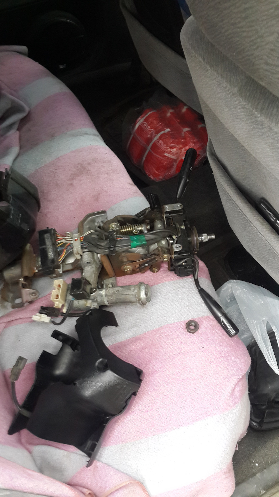 Замена рулевой колонки — Toyota Caldina (190), 1,5 л, 1994 года ...