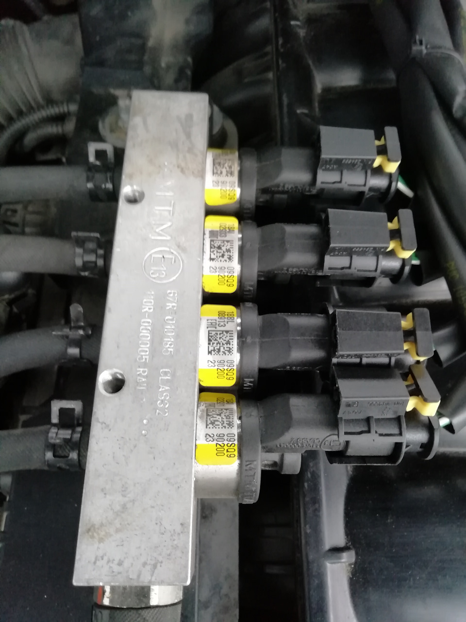 Фото в бортжурнале BMW 7 series (E65/E66). Запчасти на фото: 67R010185