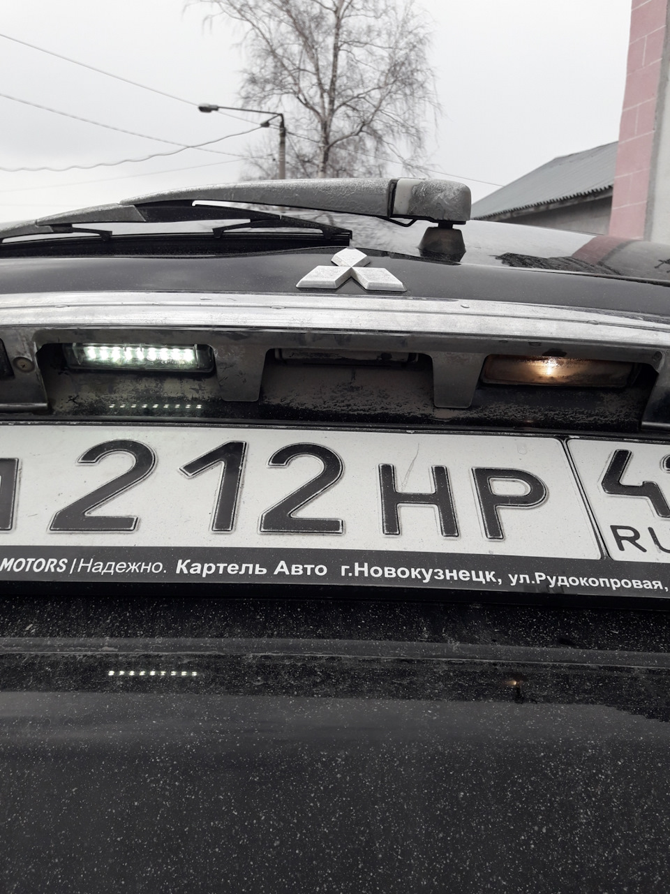 LED N2 в подсветку номера с Али — Mitsubishi Pajero Sport (2G), 2,5 л, 2014  года | аксессуары | DRIVE2