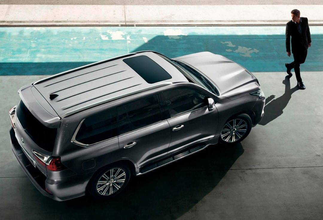 2022 Lexus LX - Sound, Interior and Exterior in detail - YouTube