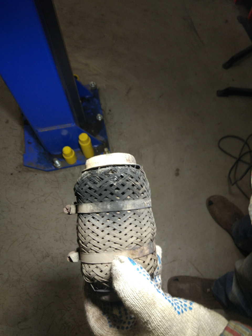 Что за херня, просто прогорела гофра — Lada Vesta, 1,8 л, 2019 года ...