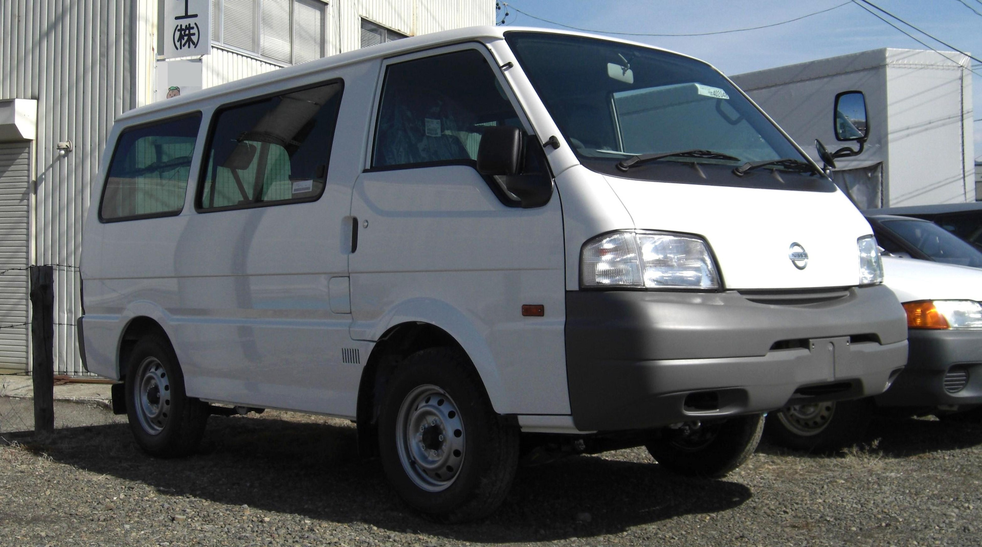 Nissan vanet